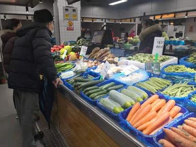 頭水香椿鮮嫩上市，零售價創三年新低引嘗鮮熱潮